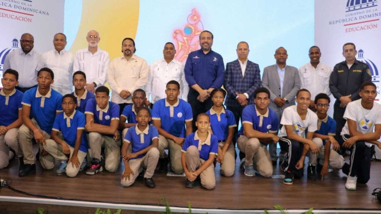 INEFI presenta línea gráfica y logo de los X Juegos Deportivos Escolares Nacionales Barahona 2023